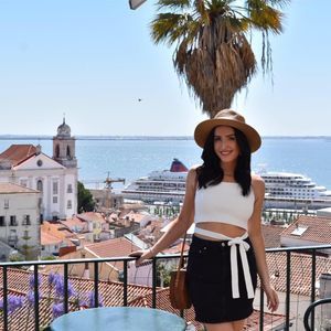 Meet your Posher, Amy